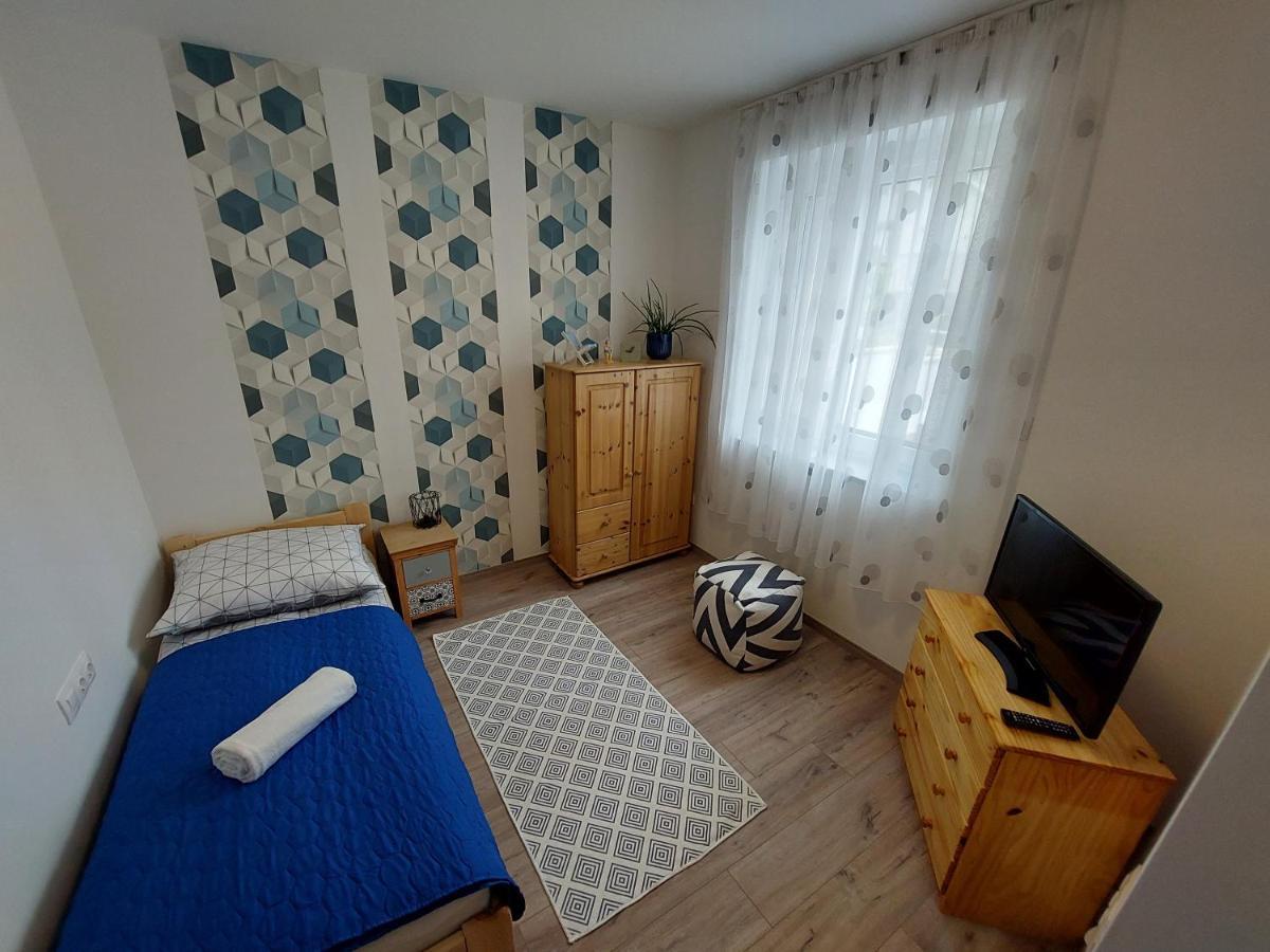 Kempi Kuckoja Balatonalmádi Exterior foto